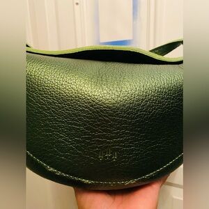 PLG large Koala Sling in metallic green